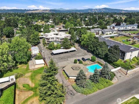 Photo of 10321 E Main Avenue #202, Spokane Valley, WA 99206 (MLS # 2569129)