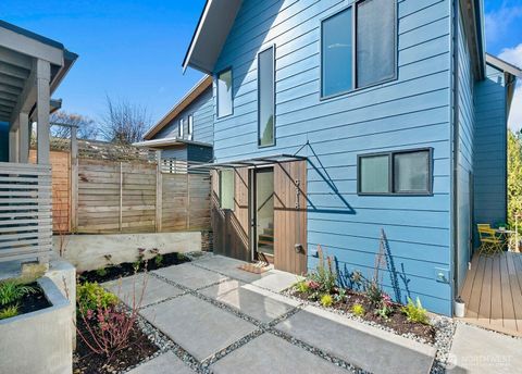 Photo of 9318 47th Avenue SW, Seattle, WA 98136 (MLS # 2494757)