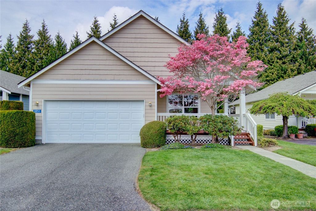 Photo of 1051 Fidalgo Drive, Burlington, WA 98233 (MLS # 2509978)