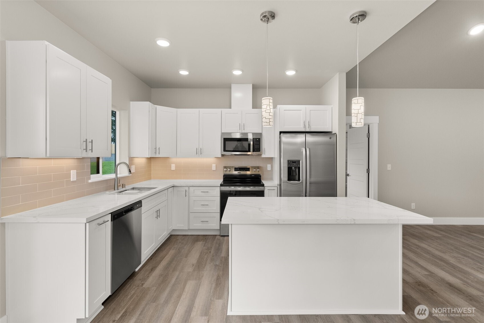 2103 Hawks View Lane