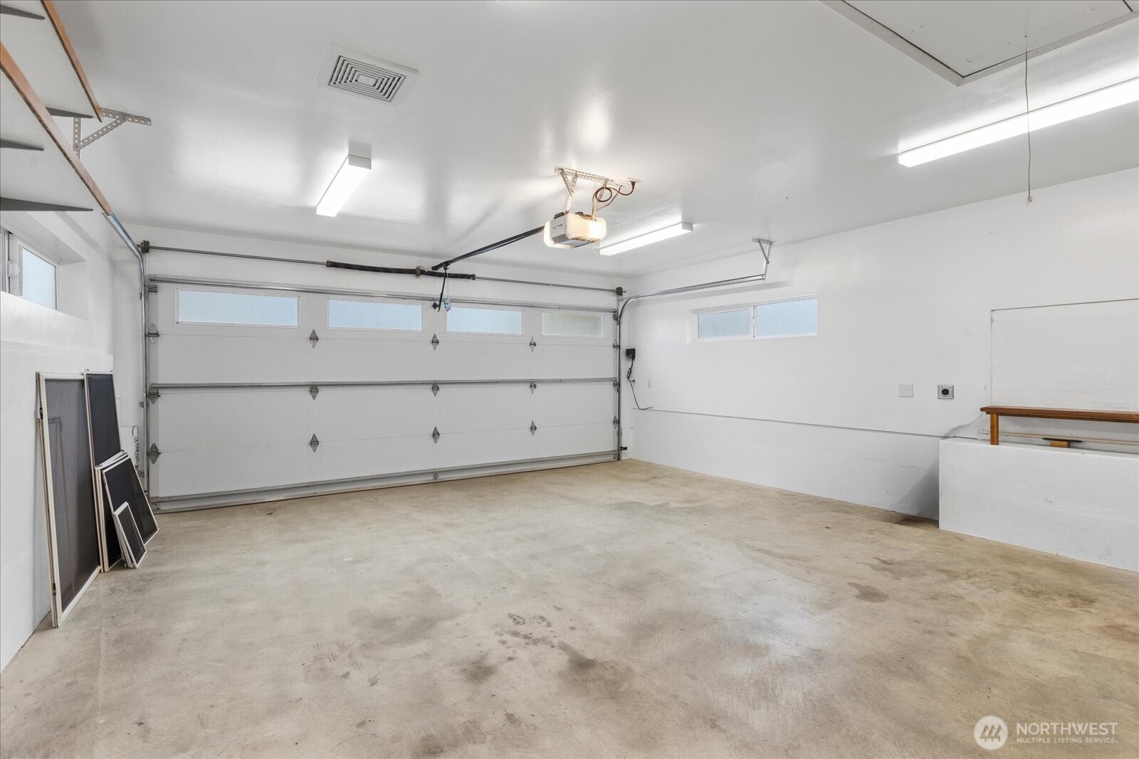 Bellevue, Washington, 98008, United States, 3 Bedrooms Bedrooms, ,2 BathroomsBathrooms,Residential,Active,2037545