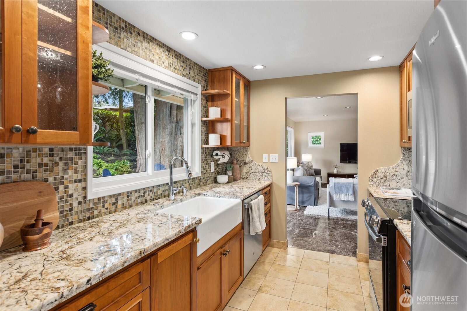 Bellevue, Washington, 98008, United States, 3 Bedrooms Bedrooms, ,2 BathroomsBathrooms,Residential,Active,2037545