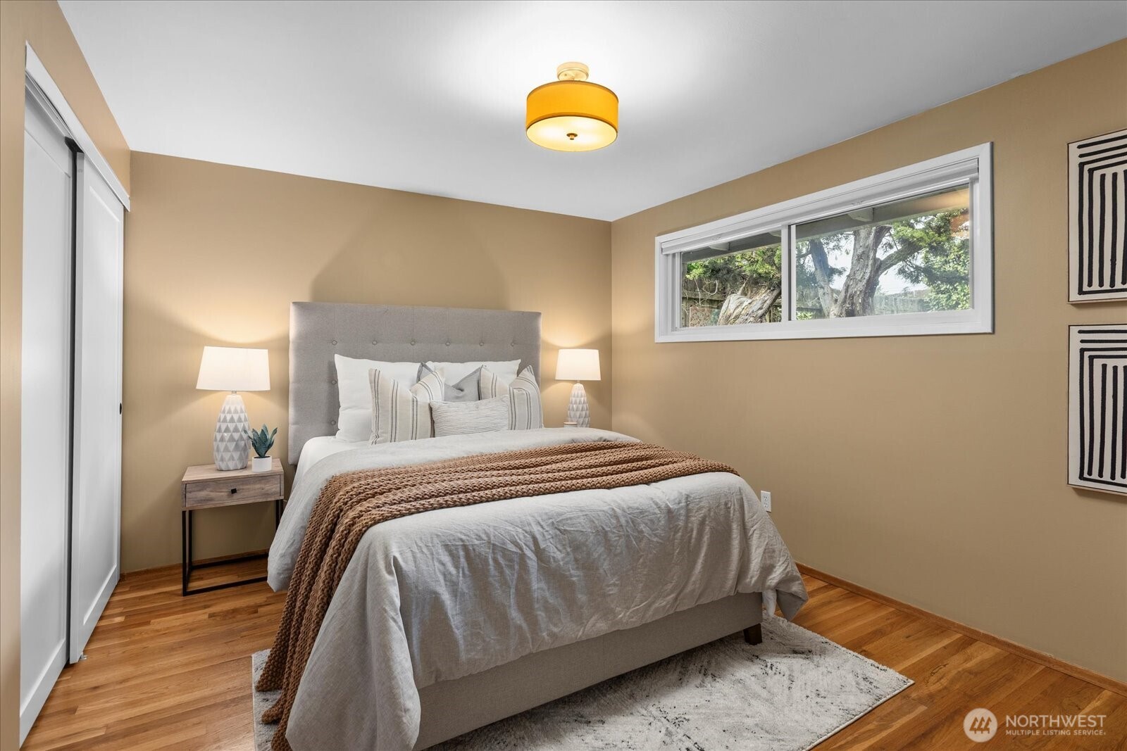 Bellevue, Washington, 98008, United States, 3 Bedrooms Bedrooms, ,2 BathroomsBathrooms,Residential,Active,2037545