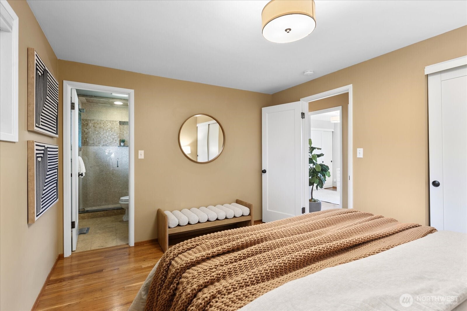Bellevue, Washington, 98008, United States, 3 Bedrooms Bedrooms, ,2 BathroomsBathrooms,Residential,Active,2037545
