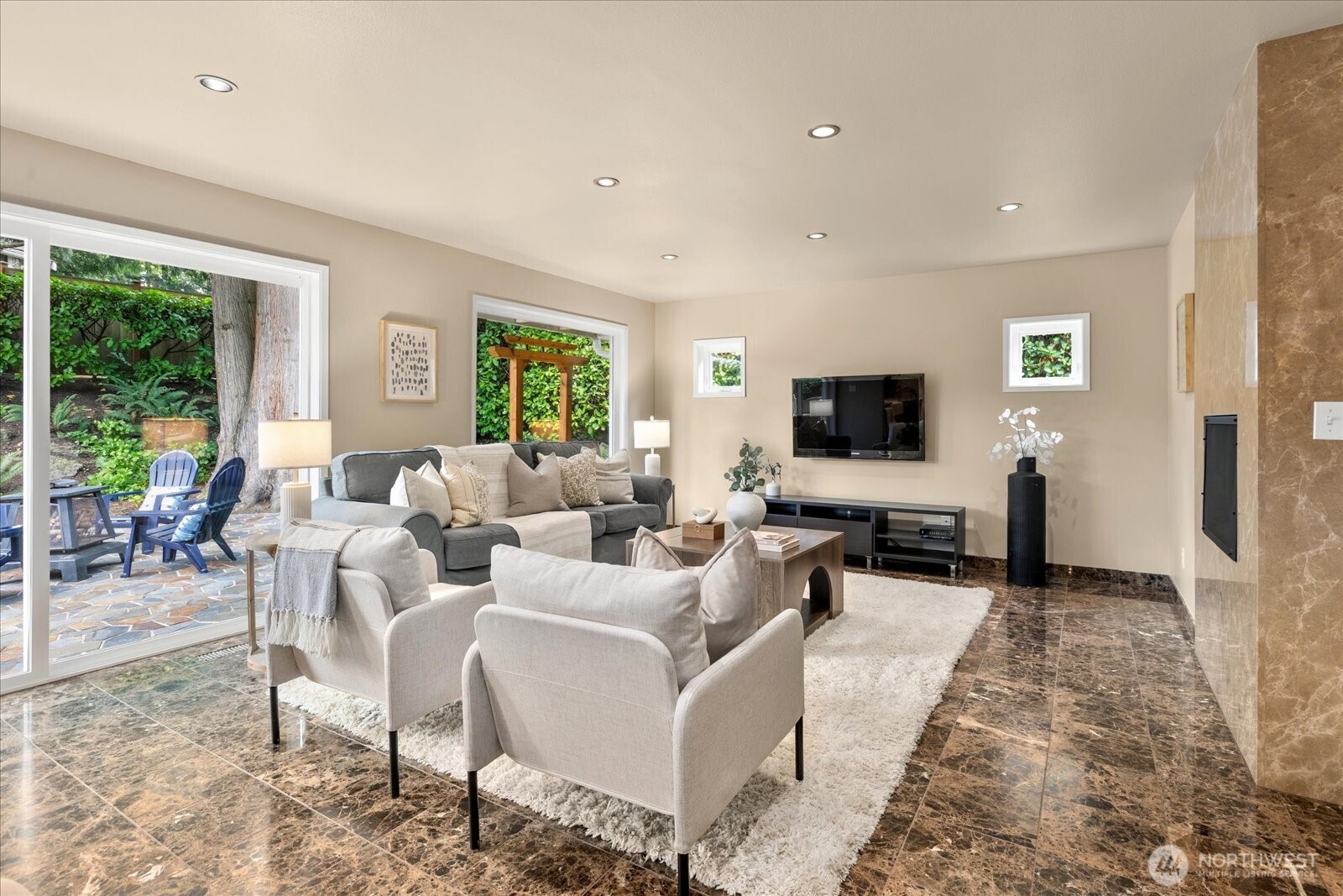 Bellevue, Washington, 98008, United States, 3 Bedrooms Bedrooms, ,2 BathroomsBathrooms,Residential,Active,2037545