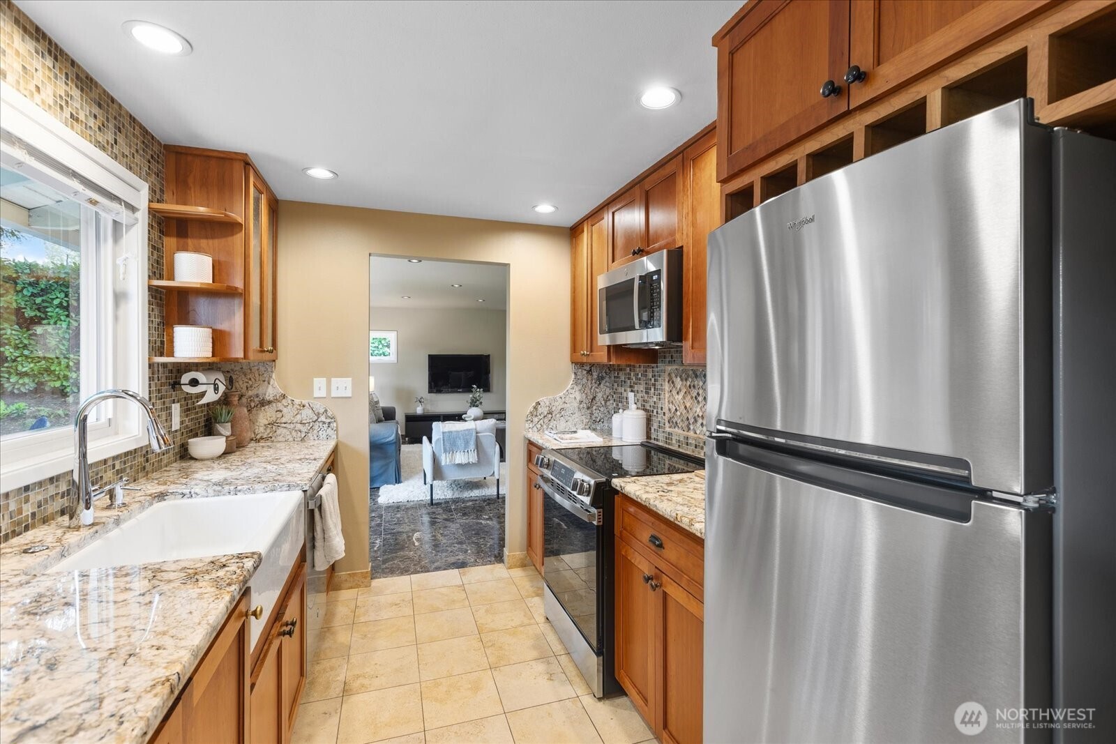 Bellevue, Washington, 98008, United States, 3 Bedrooms Bedrooms, ,2 BathroomsBathrooms,Residential,Active,2037545