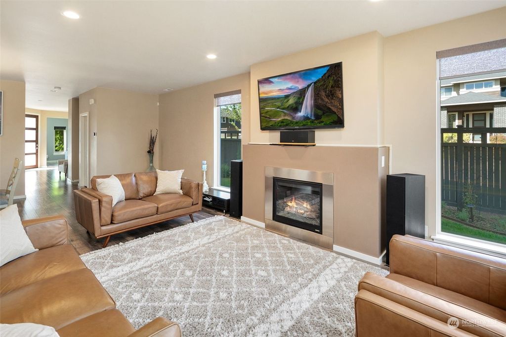 Photo of 13306 SE 306th Street, Auburn, WA 98092 (MLS # 2067659)