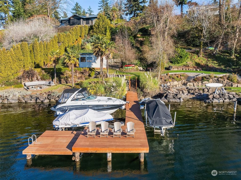 Photo of 7251 W Mercer Way, Mercer Island, WA 98040 (MLS # 2328803)