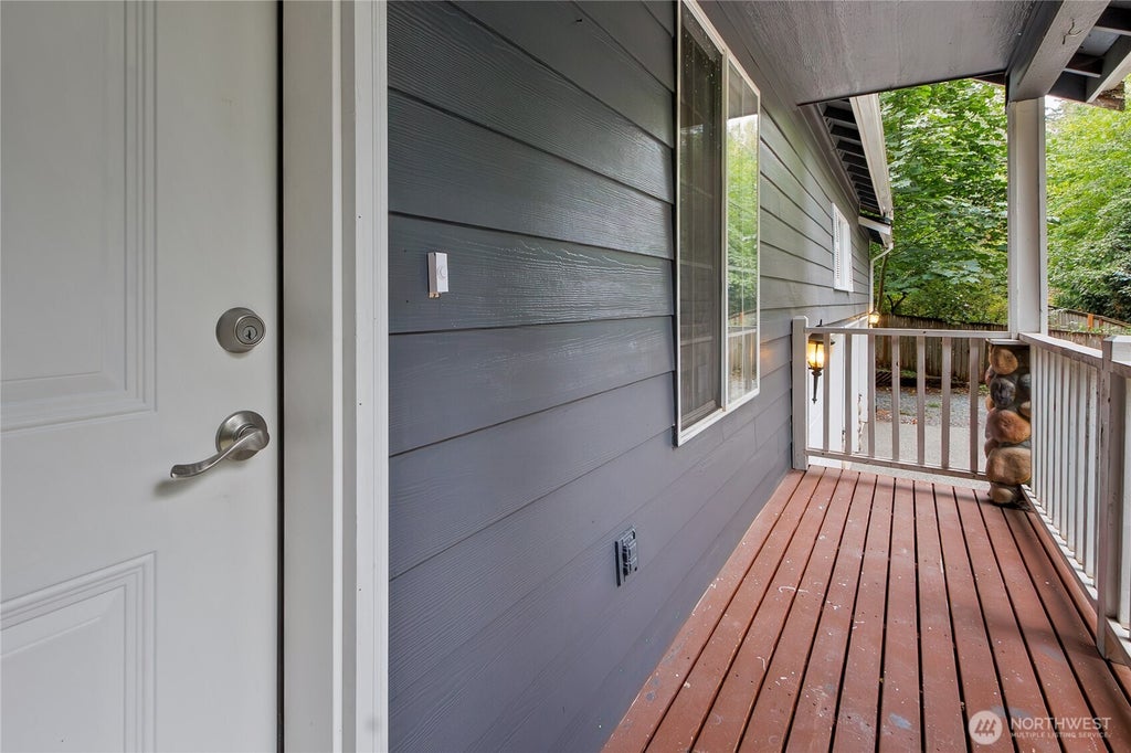 Photo of 18911 101st Street Ct E, Bonney Lake, WA 98391 (MLS # 2585005)