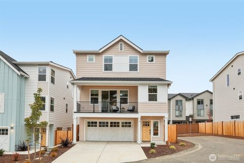 Photo of 14 160th Place SE, Bothell, WA 98012 (MLS # 2440171)