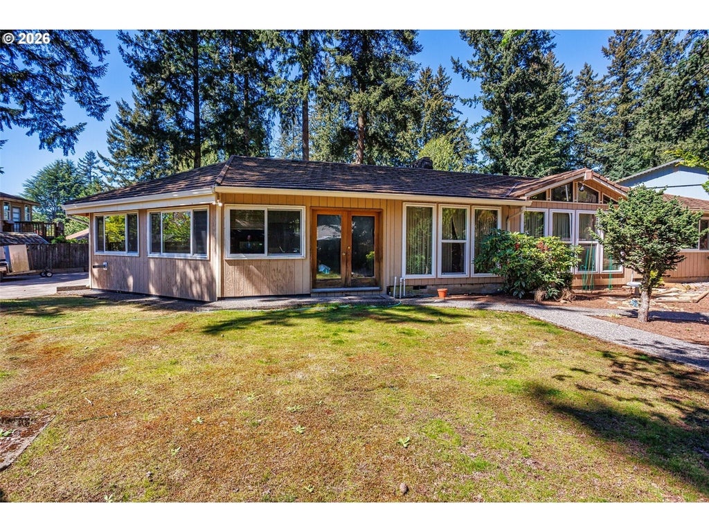 Photo of 12513 SE 18th Circle, Vancouver, WA 98683 (MLS # 2597719)
