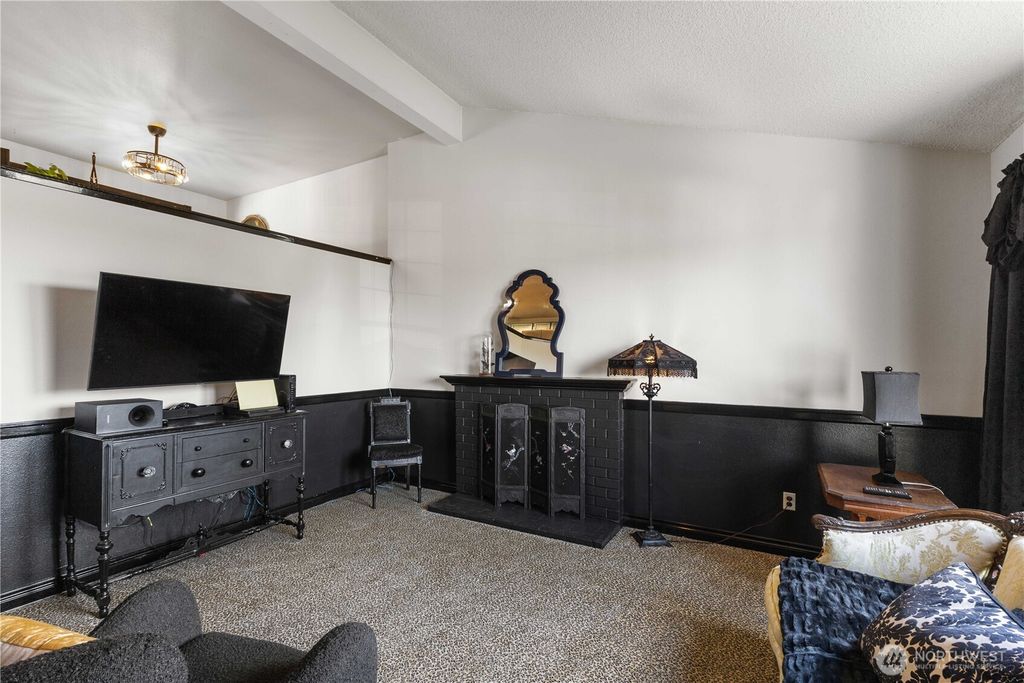 Photo of 24908 19th Avenue S, Des Moines, WA 98198 (MLS # 2336677)