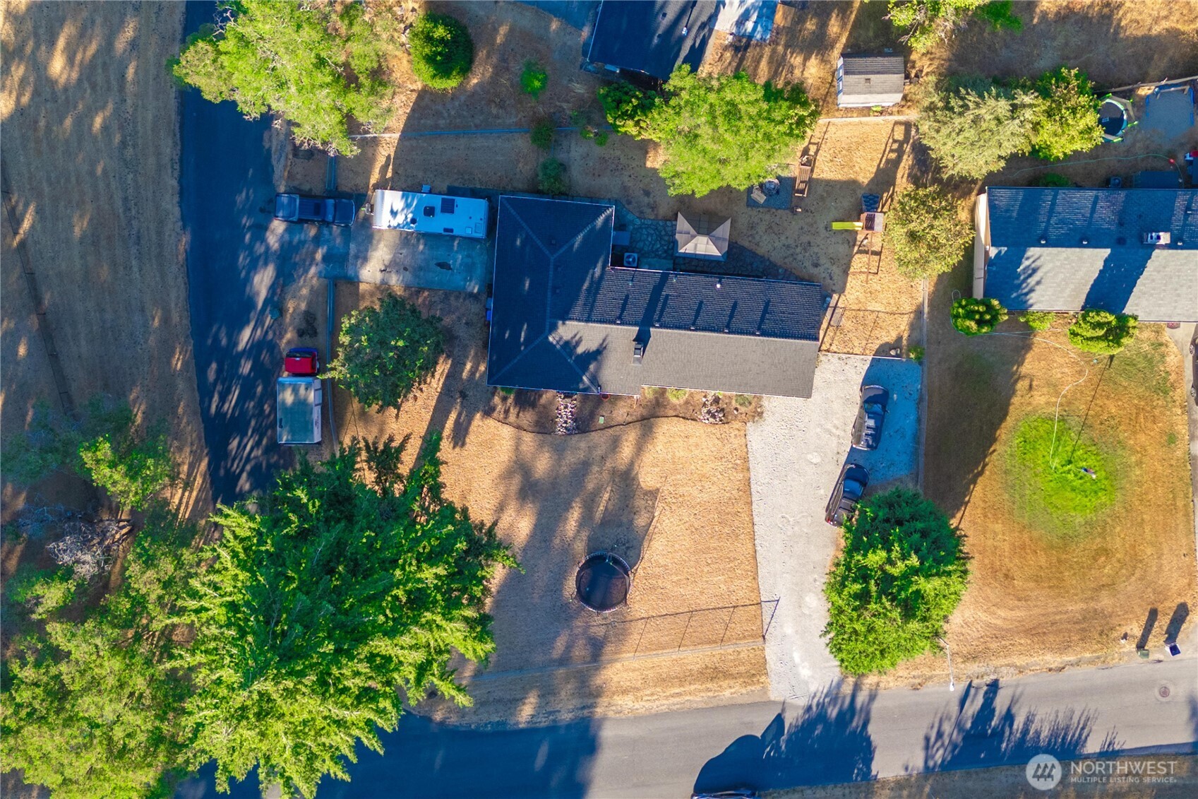 53 Lindale Lane SW