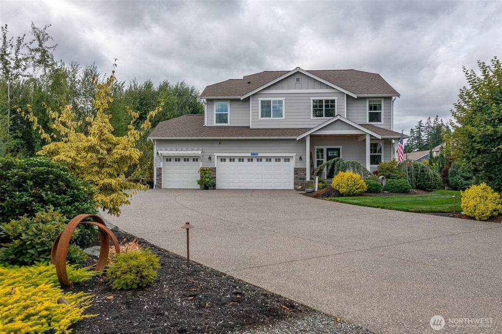 Photo of 16700 Frazier Heights Place, Burlington, WA 98233 (MLS # 2575620)