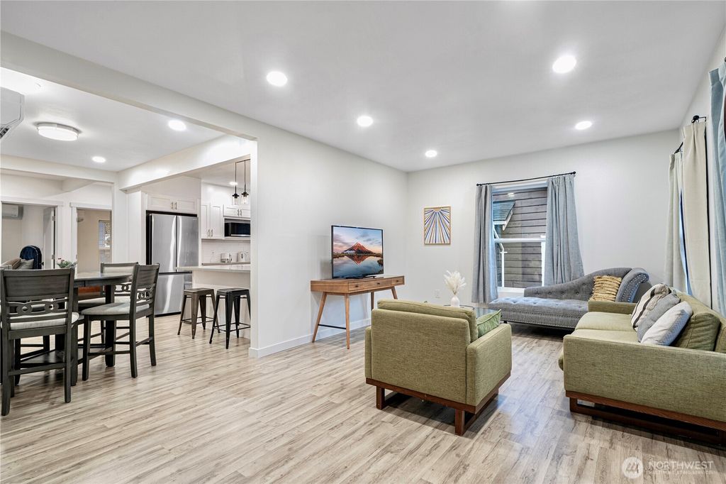 Photo of 3212 35th Avenue S, Seattle, WA 98144 (MLS # 2468975)