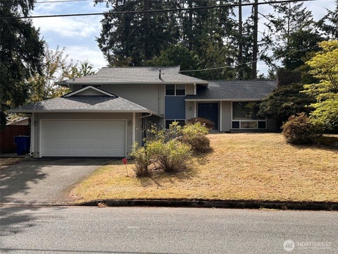 Photo of 16613 NE 18th Street, Bellevue, WA 98008 (MLS # 2585134)
