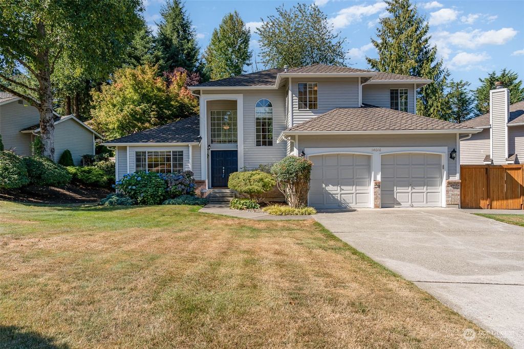 Photo of 14010 Cascade Drive SE, Snohomish, WA 98296 (MLS # 1990802)