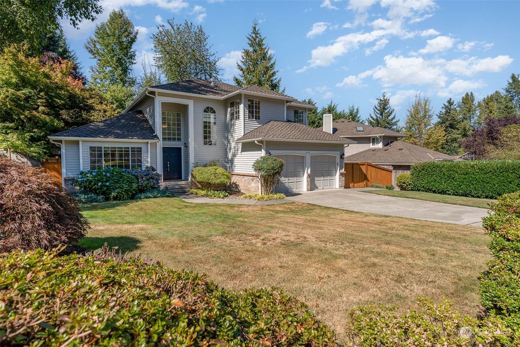 Photo of 14010 Cascade Drive SE, Snohomish, WA 98296 (MLS # 1990802)