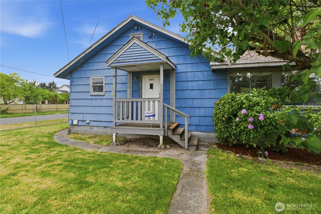 Photo of 4602 S 122nd Street #+A, Tukwila, WA 98178 (MLS # 2503180)