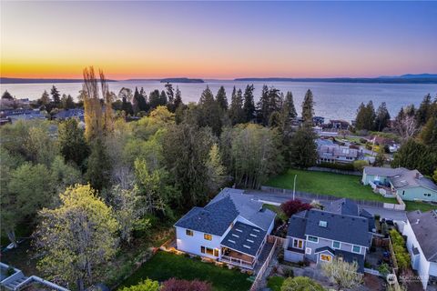 A home in Everett