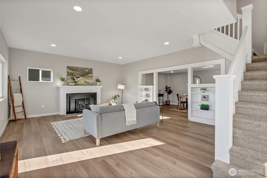 Photo of 2411 Queets Avenue, Hoquiam, WA 98550 (MLS # 2469530)