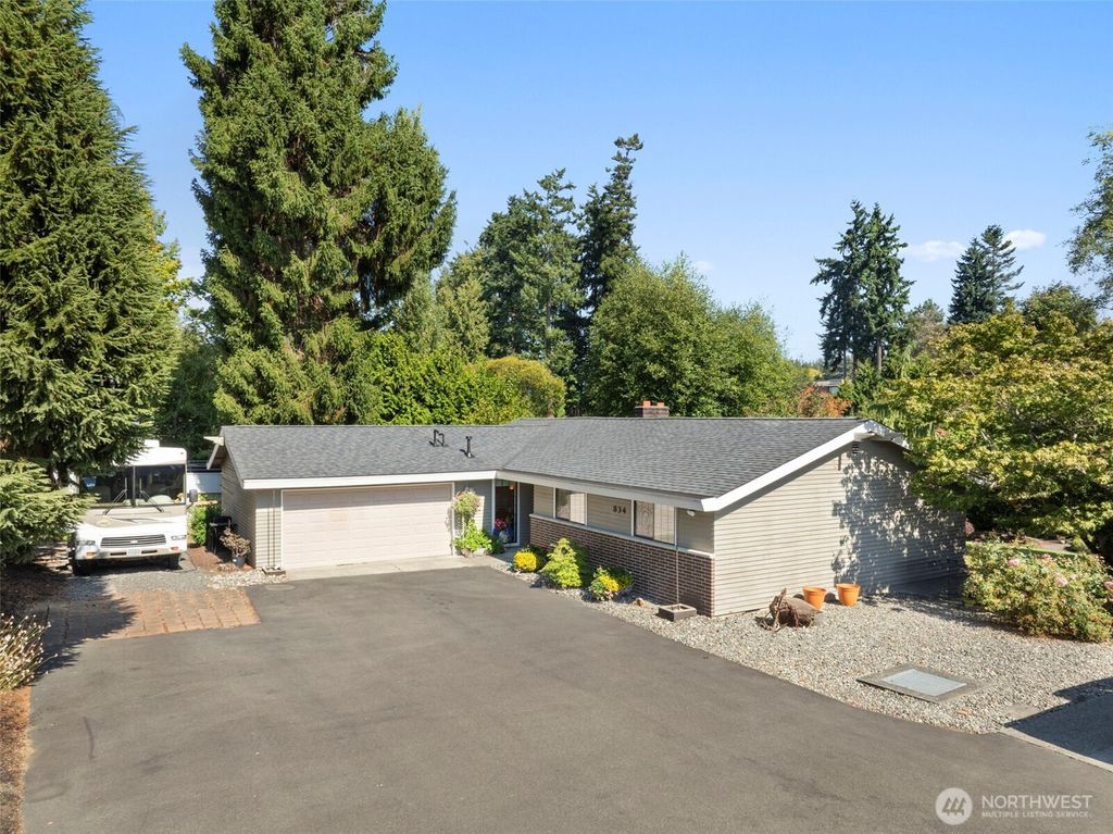 Photo of 834 Cary Road, Edmonds, WA 98020 (MLS # 2433942)