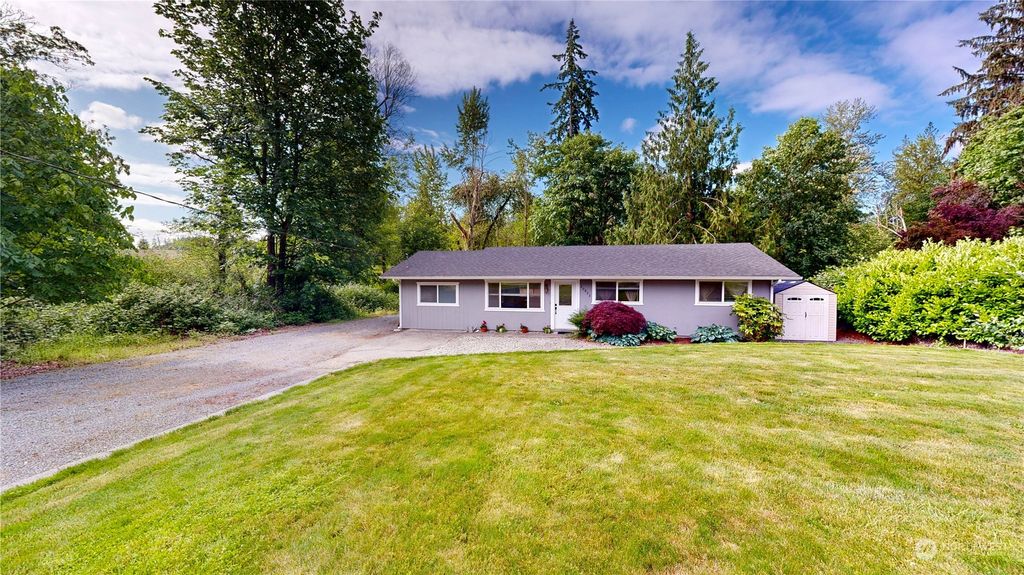 Photo of 20823 SE 376th Street, Auburn, WA 98092 (MLS # 2251642)