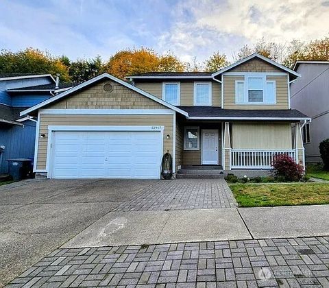 Photo of 12917 82nd Avenue Ct E, Puyallup, WA 98373 (MLS # 2461240)