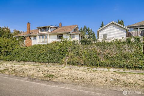 Photo of 819 S Adams Street, Tacoma, WA 98405 (MLS # 2446024)