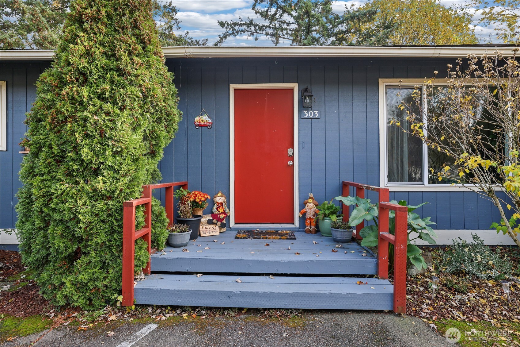 303 Tacoma Boulevard S