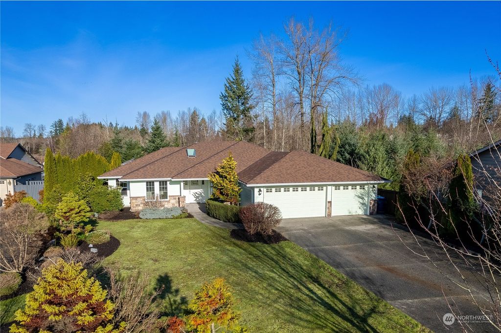 Photo of 3927 145th Street SE, Mill Creek, WA 98012 (MLS # 2185503)
