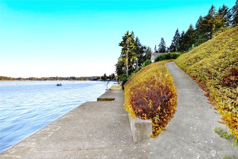 A home in Bremerton