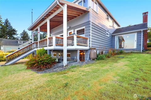 A home in Bremerton