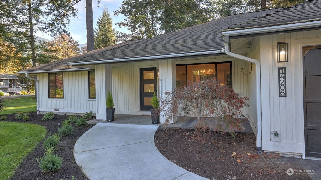 Photo of 14206 442nd Avenue SE, North Bend, WA 98045 (MLS # 2302022)
