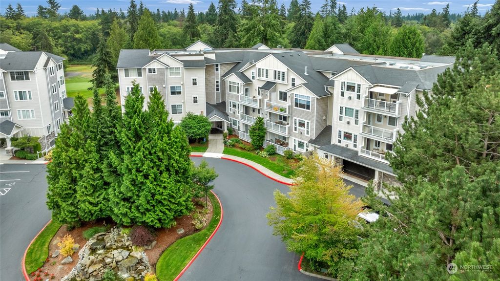 Photo of 5600 Harbour Pointe Blvd Blvd #2-305, Mukilteo, WA 98275 (MLS # 2268227)