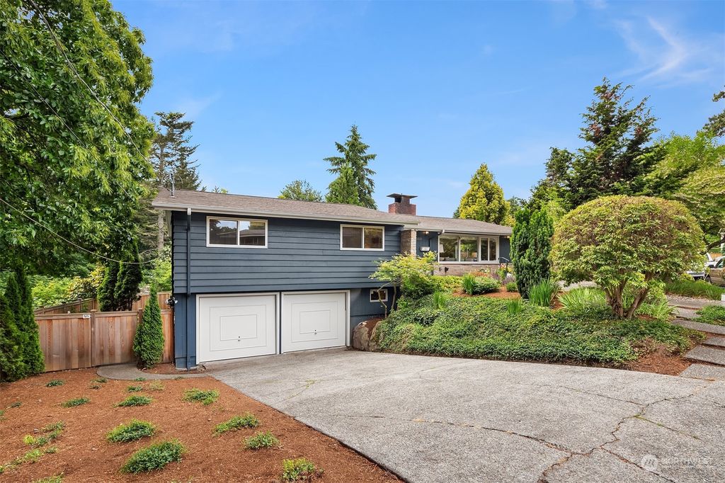 Photo of 5521 NE 63rd Street, Seattle, WA 98115 (MLS # 2244410)