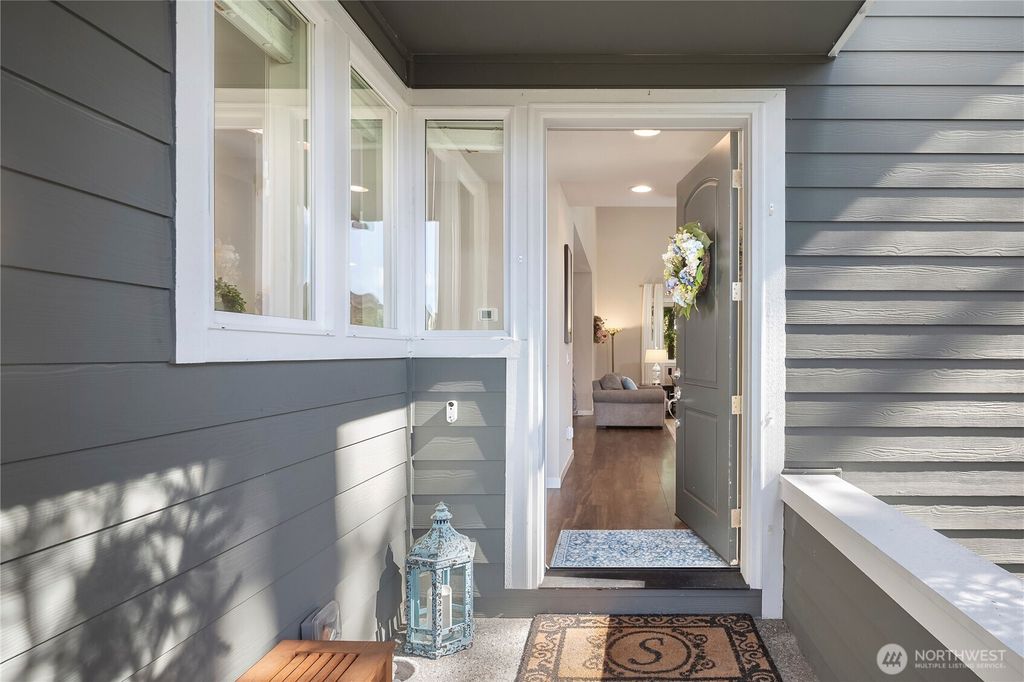 Photo of 11815 26th Drive SE, Everett, WA 98208 (MLS # 2498792)