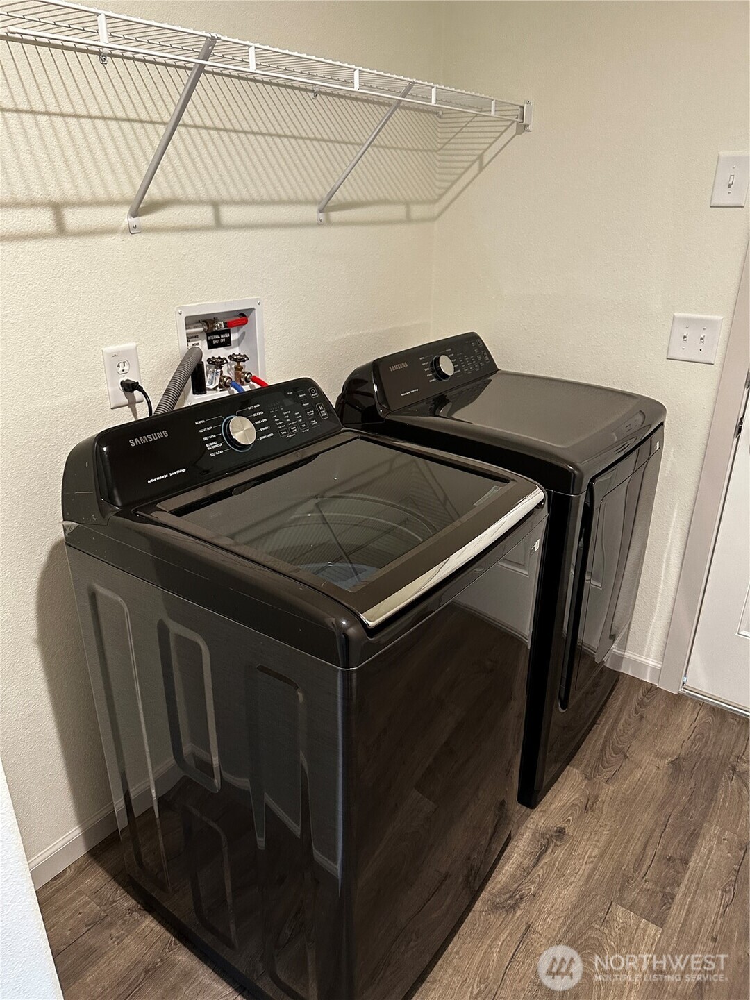 10302 LAKEVIEW Avenue SW 26