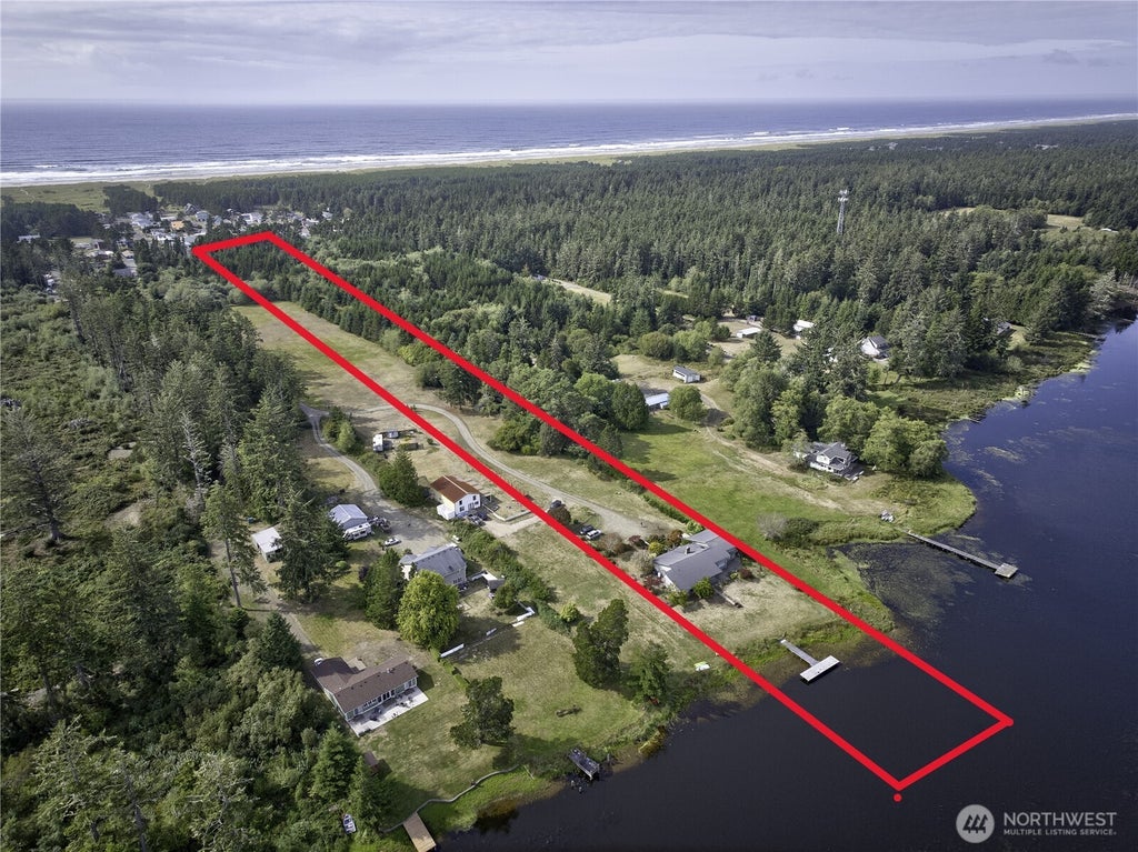Photo of 2210 177th Lane, Long Beach, WA 98631 (MLS # 2578931)