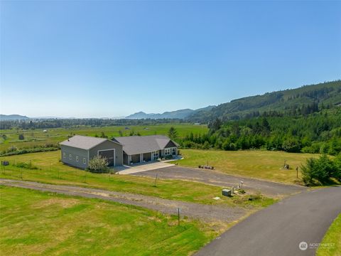 A home in Cathlamet