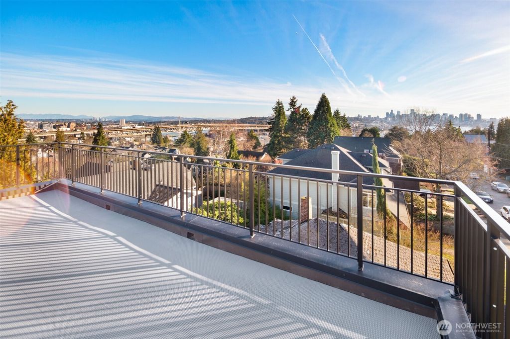 Photo of 4136 Eastern Avenue N, Seattle, WA 98103 (MLS # 2479082)