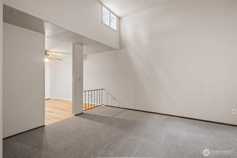 4308 NE Sunset Boulevard T2