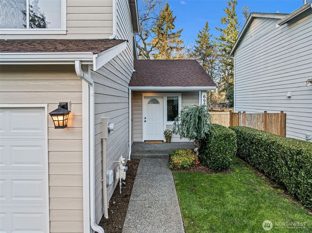 Photo of 6931 6933 Sacramento Street SW, Lakewood, WA 98499 (MLS # 2469914)
