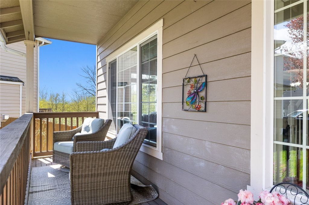 Photo of 6731 38th Place NE, Marysville, WA 98270 (MLS # 2502014)