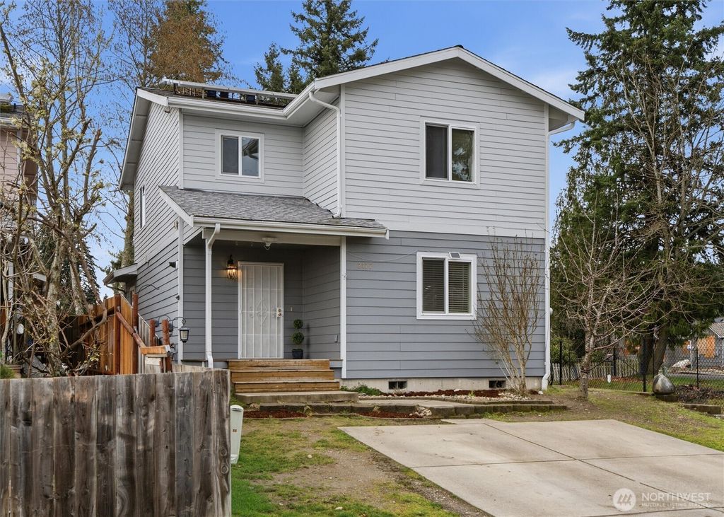 Photo of 2177 Polar Star Way, Port Orchard, WA 98366 (MLS # 2492353)