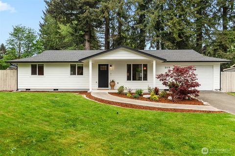 Photo of 5419 Fiesta Street SW, Tumwater, WA 98512 (MLS # 2520893)