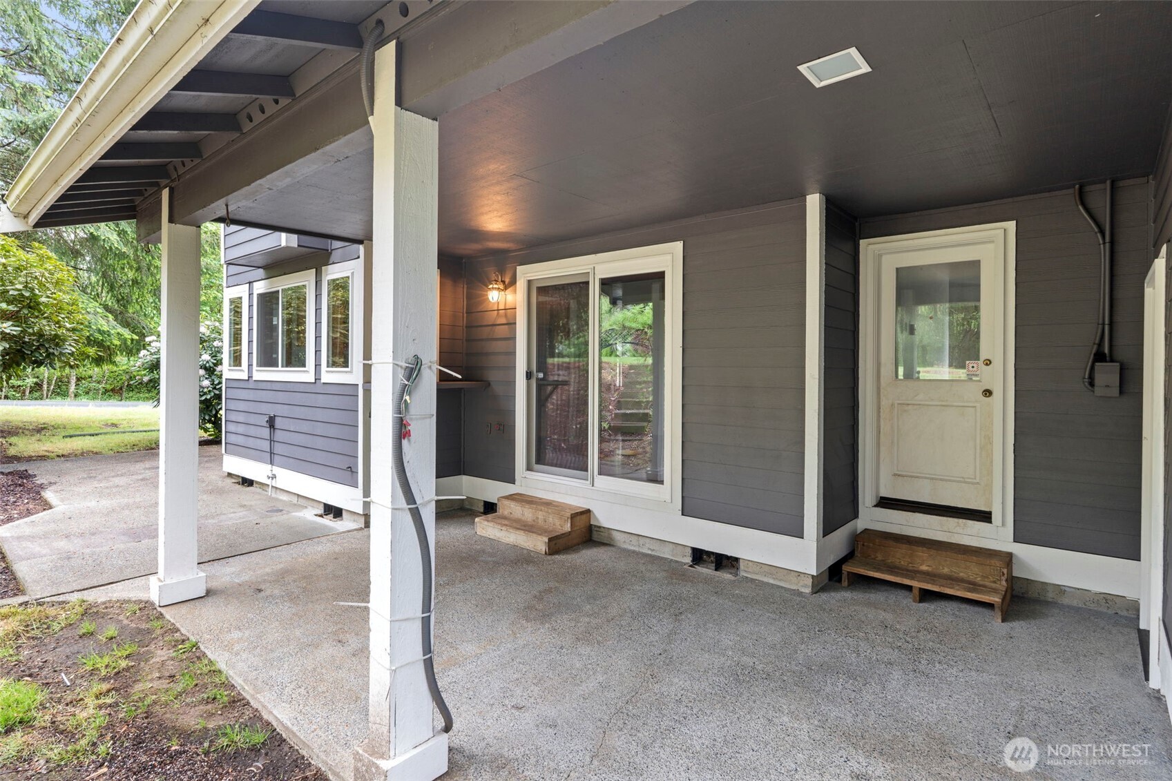 8036 Supreme Court SW