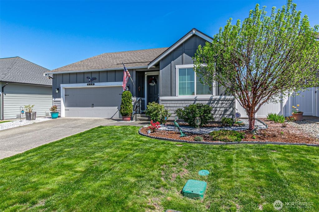 Photo of 830 Maple Lane SW, Orting, WA 98360 (MLS # 2513987)
