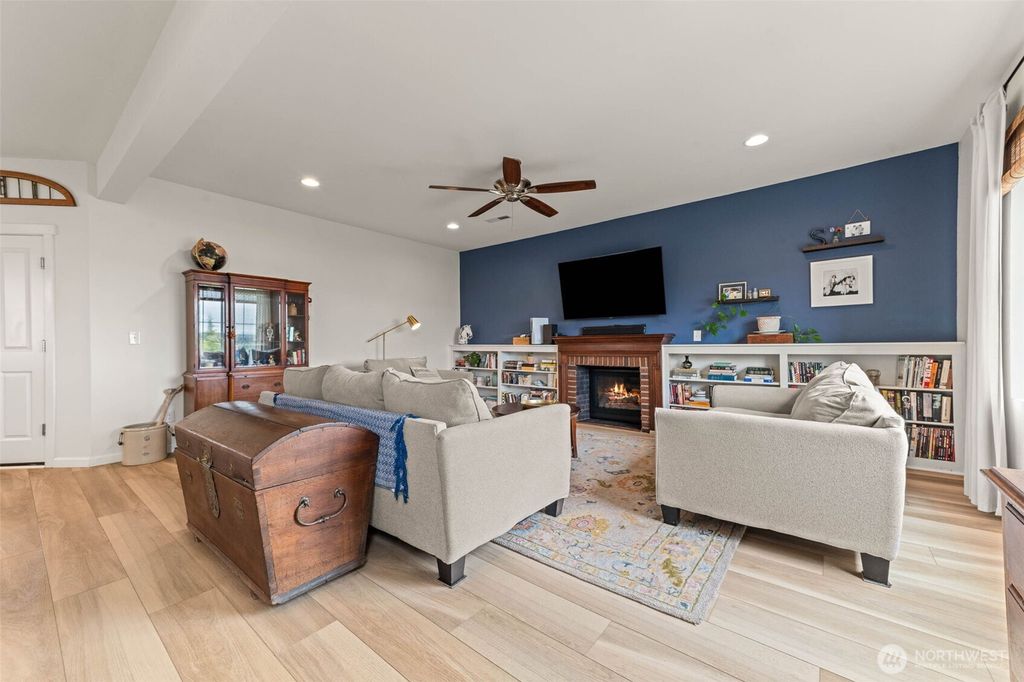 Photo of 6717 Birdseye Ave Ave NE, Lacey, WA 98516 (MLS # 2510187)