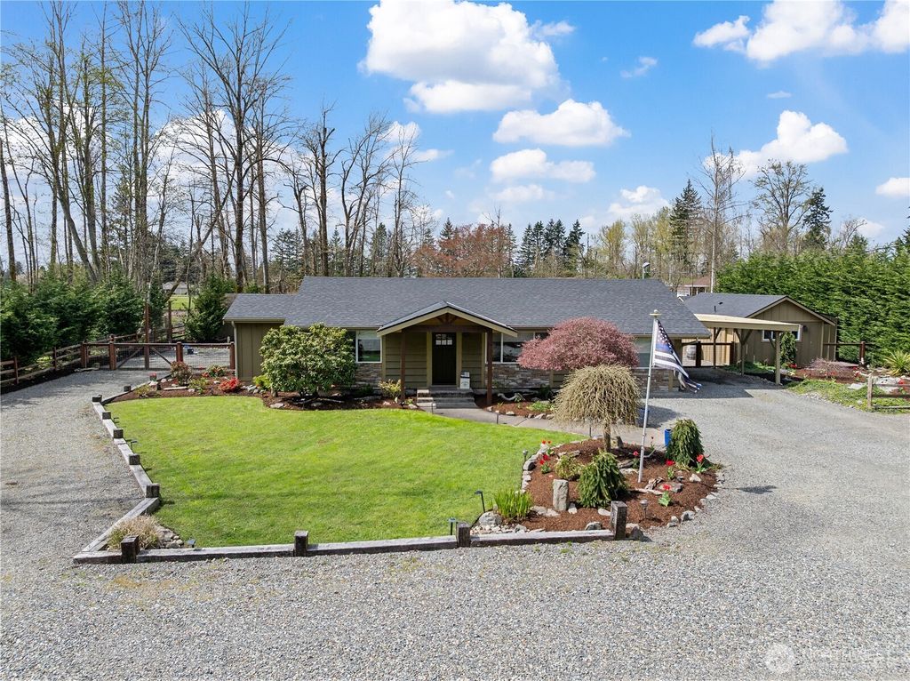 Photo of 41423 270th Avenue SE, Enumclaw, WA 98022 (MLS # 2510328)
